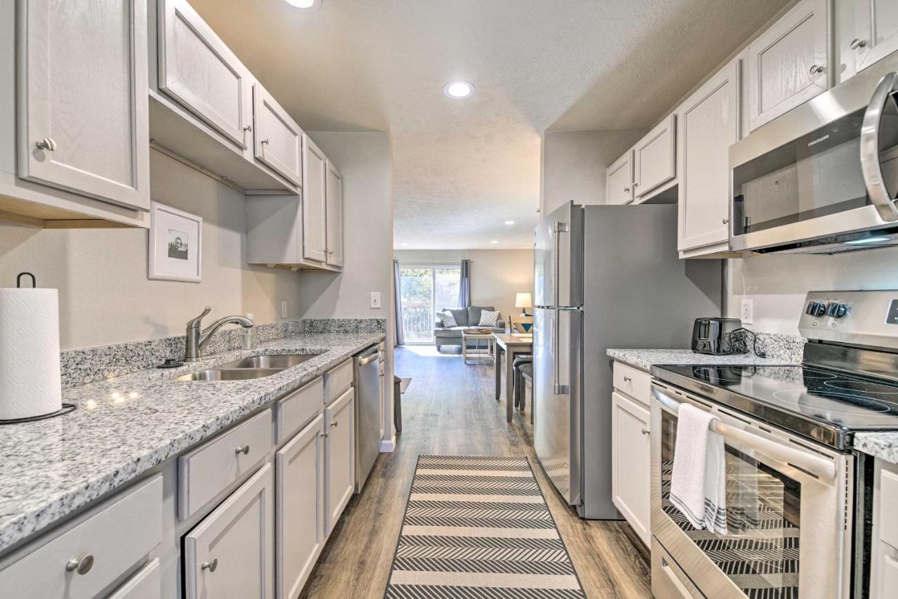 Pet-Friendly Branson Condo With Shared Pool! Extérieur photo